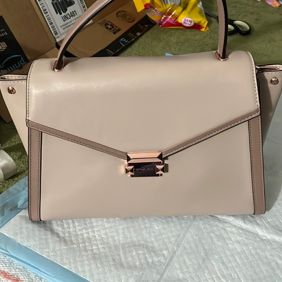 Michael Kors Handbag - Picture 1 of 2